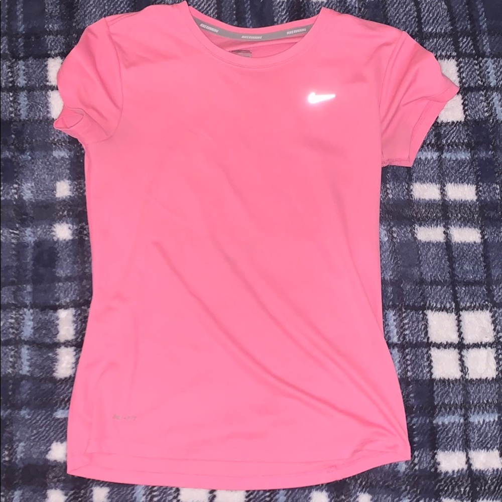 Dri-Fit Nike Pink T-Shirt